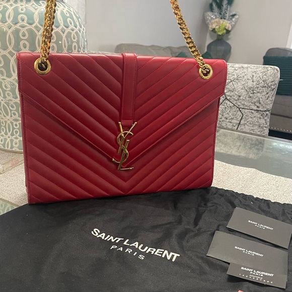 Saint Laurent

ENVELOPE LEATHER CROSSBODY BAG - Picture 5 of 16